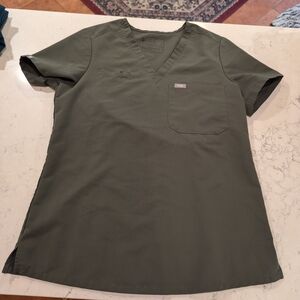 FIGS Catarina top, moss, small